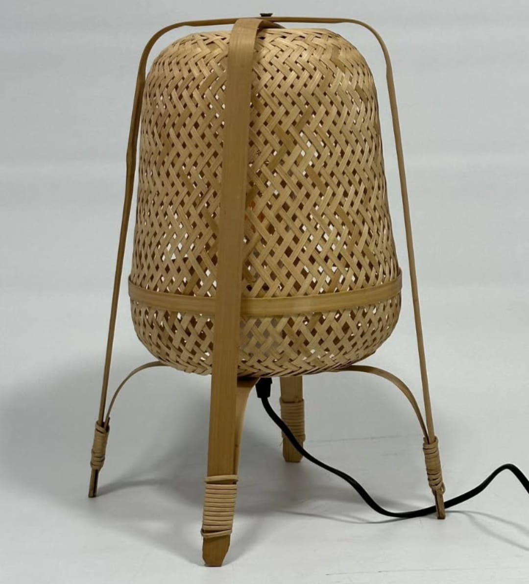 Alang Woven Pendant · ONX-1020