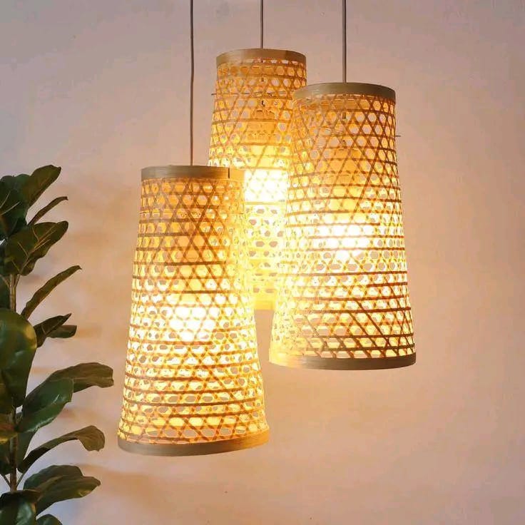 Poorna Patio Lantern · ONX-1040